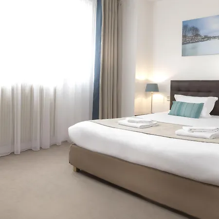 Charles Floquet Apartmanhotel Párizs