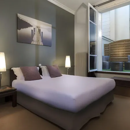Charles Floquet Aparthotel