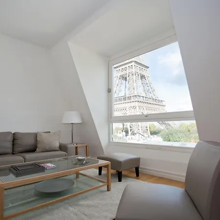 Charles Floquet 3* Paris