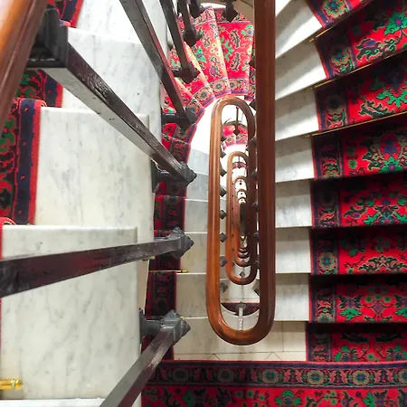 Charles Floquet 4* Paris