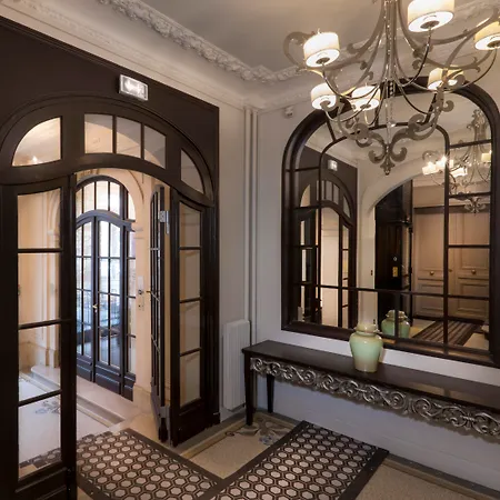 Charles Floquet 3* Paris