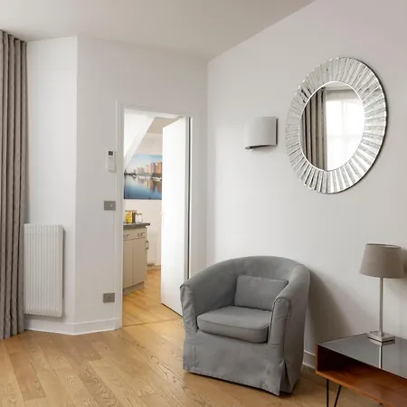 Aparthotel Charles Floquet
