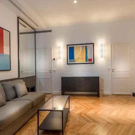 Charles Floquet Apartmanhotel 4*