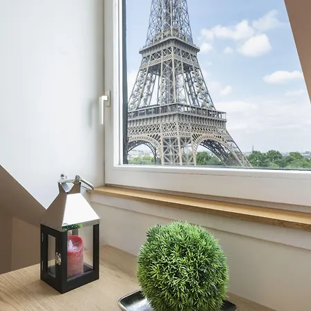 Apartmanhotel Charles Floquet Párizs