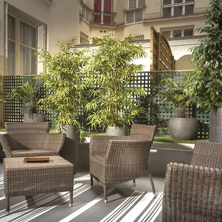 Charles Floquet Aparthotel