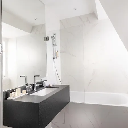 Apartmanhotel Charles Floquet 4*