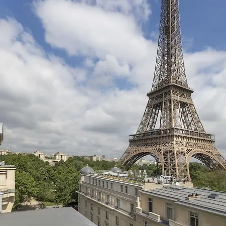 Aparthotel Charles Floquet 3*