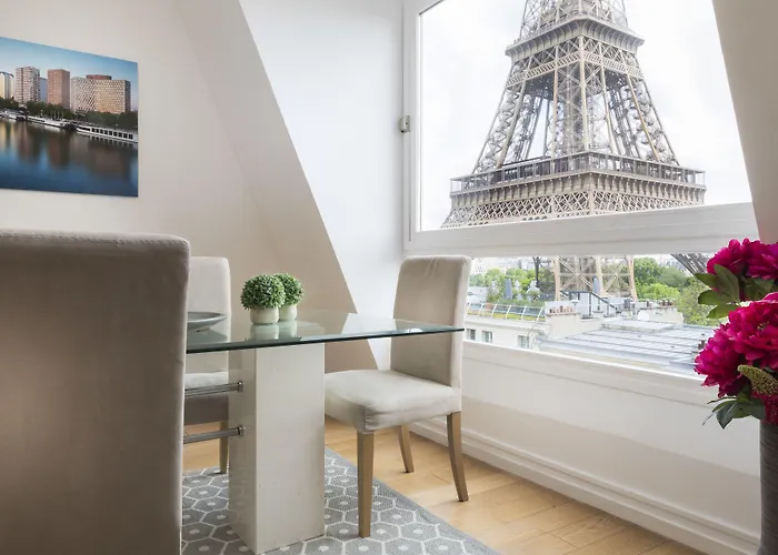 Résidence Charles Floquet 4* Paris